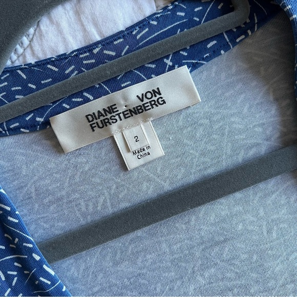 Diane Von Furstenberg (DVF) - Celeste Banded Wrap Romper - Blue/White - Picture 6 of 12